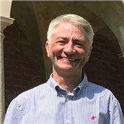 Lezioni di italiano e latino, storia a studenti delle scuole dell'obbligo